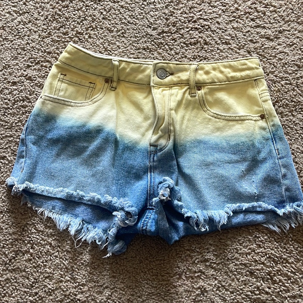 NWOT yellow and blue ombré High Rise Festival shorts